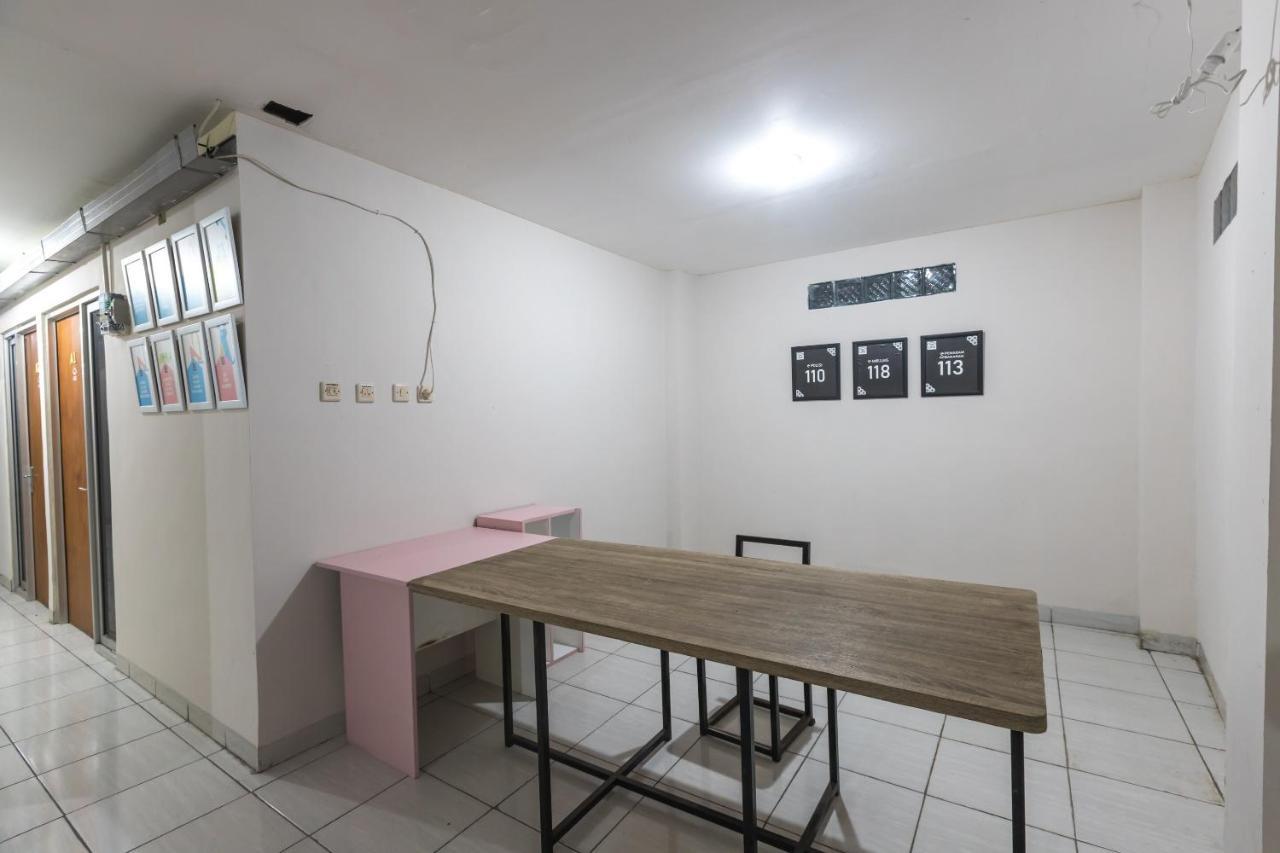 Maminoti Syariah Residence Mitra Reddoorz Bogor Exterior photo